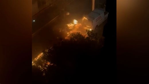 Video muestra el momento en el que un coche explota en un barrio de Nueva York