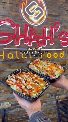Shah’s Halal at North Point Village Center serves delicious + halal platters! 🔥
