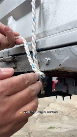 The simplest LOCK knot - secure and reliable!