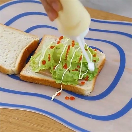 To Order 9625911106 FLEXIBLE CHOPPING BOARD #FlexibleChoppingBoard #KitchenEssentials #smartkitchen