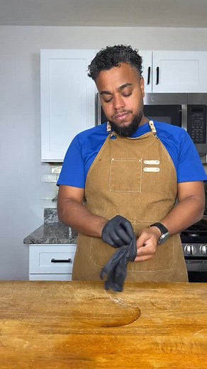 Cuándo fue la última vez que te comiste una AlitaS De Pollo Con la Salsa Lemon Pepper y BBQ ? .. .. Receta 2L Alitas de Pollo 3cda Sazón (Sal y Pimienta, Ajo, cebolla, paprika en polvo) Sazón Lemon pepper 3cda Mantequilla sin Sal 1/2 Cáscara de limón y el jugo 1 1/2 Cda Lemon pepper Seasoning 3 Cda Miel BBQ sauce #cheflife #cocinerodominicano #meencanta #alitasdepollo #gastronomiadominicana | Chef Ozzy Perez