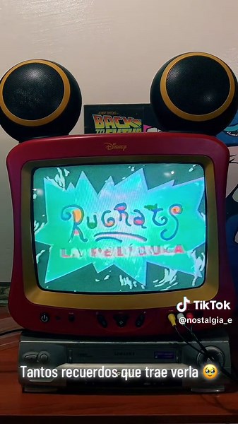 RUGRATS : la pelicula 🤩🩷📼✨ . #vhs #collection #movies #vhsnostalgia #nostalgia #retro #vhsedits #nostalgic #video #blockbuster #classicmovies #animation #rugrats #rugratsthemovie #coleccion #peliculas #vintagestyle #moviesvhs #nickelodeonmemories