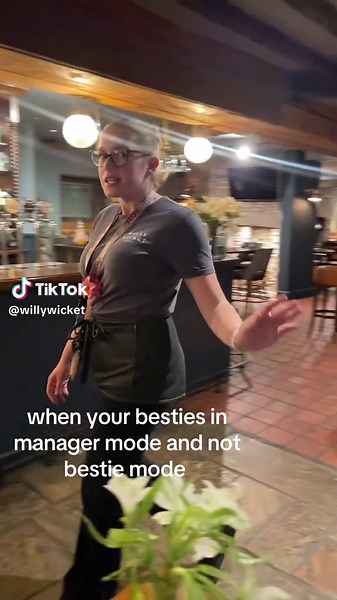 Bestie Mode vs. Manager Mode in Hospitality