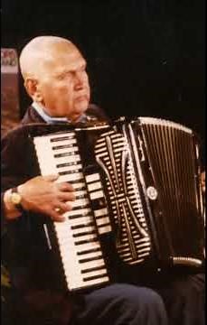 SÄKKIJÄRVEN POLKKA, Toivo Manninen harmonikka v.1967
