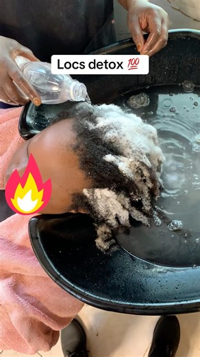 Locs detox #coloring #locs #dreadlocks this is how we do it