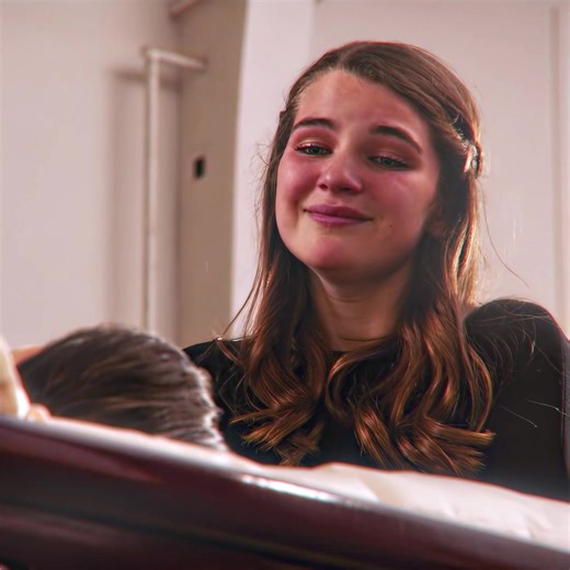 I cry every time I see this scene😭#tiktok #fyp #tvshow #youngsheldon #foyou