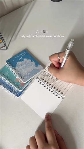 carry & note anywhere ✨😸 #mininotebook #a7notebook #pocketnotebook #cutenotebook #stationery