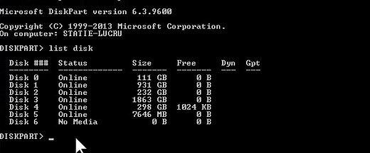 Repararea stick-urilor usb protejate la scriere sau nedetectate
