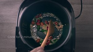 13K views · 45 reactions | Ticklish-ly spicy with a zesty zing of lime. This chilli lime prawn recipe packs a flavourful punch, a great twist to any CNY meal! Made easy thanks to the sauté and sauce thickening functions of the Philips Deluxe collection Multicooker. https://philips.to/2RFs12L #NoSkillsRequired | Philips Home Living | Facebook