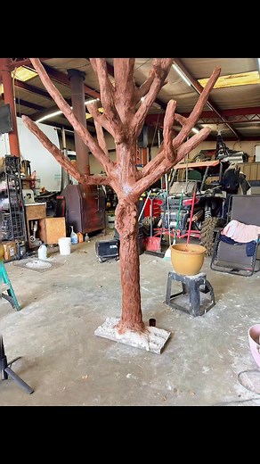 Since I’ve started this tree project, I’ve had so many people say “it looks good..you know what you should do..” and although some of them are awesome ideas, and would be great for another project another time. I’ve learned over the years though, that once I have a vision in my mind most of the time it’s best to not let outside opinions change it. #diyprojects #notyouraveragebarbie #artificialtree #diycraft #trustthevision | Jennifer Elizabeth