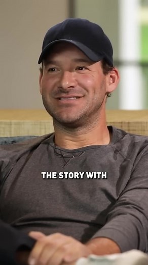 Tony Romo Goes Viral for Saying “DTF” on Live NFL Broadcast Tony Romo had NFL fans cracking up when he described the Patriots defense as “DTF” on live TV. While most fans know the slang meaning, Romo clarified he meant Details, Toughness, Finish. We break down the moment, what Romo was actually saying, and how the internet reacted. Tony Romo, Patriots, NFL Broadcast, Mike Vrabel, DTF meaning, CBS Sports, viral moment, NFL memes, Jim Nantz, football highlights #TonyRomo #NFL #Patriots #DTF #Sport