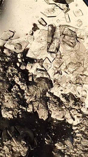 😲💎From Solution to Crystals: A Chemistry Observation 🔬#crystallization #scienceinaction #stemlife