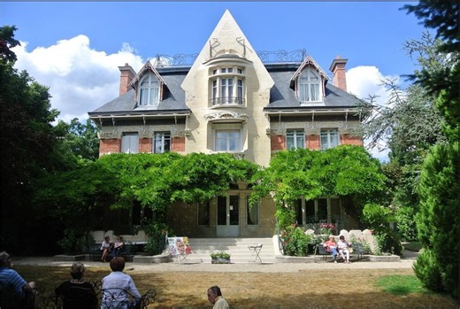 Au Vésinet, découvrez La Hublotière, un symbole de l'Art nouveau