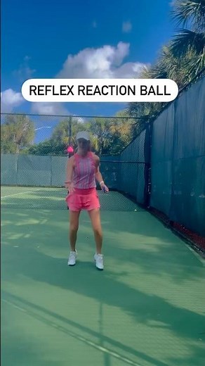 REFLEX REACTION BALL - ULTIMATE TRAINING EQUIPMENT FOR HAND-EYE COORDINATION.