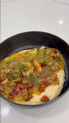 This Shrimp & Grits recipe was so good! Super quick and easy to make! Delicious! 😋