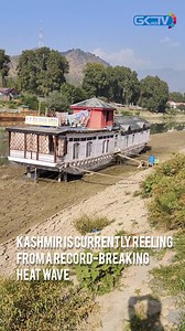 The water level has decreased in Jhelum river due to prolonged dry spell, as a result some houseboats are resting on the dried river bed. Kashmir is currently reeling from a record-breaking heat wave with Srinagar city experiencing the hottest September in decades. | Greater Kashmir