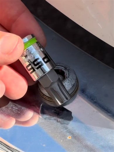 Removing Damaged Torx Plus Fasteners with RPT Tools