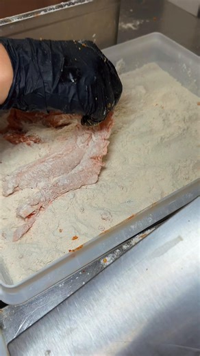 Heart of Smash & Zingers Our signature Classic Zinger Burger and Zinger Bytes come and get yours #JerseyCityHeights #zingerburger #smashburger #foryoupageシ #smashburgers🍔