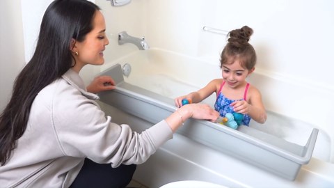 Tub Topper® Bathtub Splash Guard & Bath Shelf for Kids – Toddler Bath Tray, Bath Toys Storage & Ledge Organizer – Splash Guard for Bathtub with Suction Cups – Kids Bathroom Accessories (Blue)