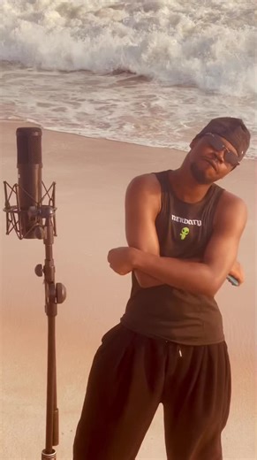 Don’t call my phone 📞 if it’s not business , thanks and go listen to my new EP Album 💿 ( Explosion 💥 ) Track 1 = 24