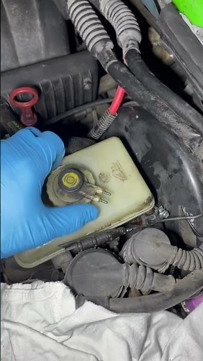 Bleeding A Clutch Slave Cylinder By Yourself. #bmw #e36 #diy #autorepair