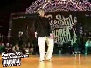 Robot Dance on the stage