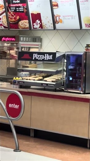 A Target That STILL HAS a Pizza Hut Express!