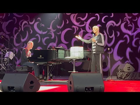 Dionne Warwick Concert - August 19, 2023