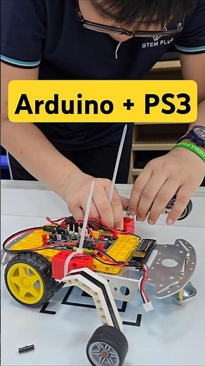 (Arduino Projects) Robot Battle: DIY PS3 Control! #shorts #arduino #robotics #stem
