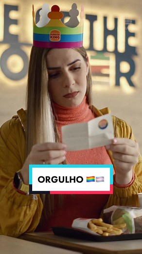 Acolhimento vem de família, sim. Mas nem toda família precisa ser igual. Independentemente de como seja a sua, todo mundo é bem-vindo por aqui, viu? 🏳️‍🌈🏳️‍⚧️ #pride #lgbt #lgbtqtiktok #lgbtq