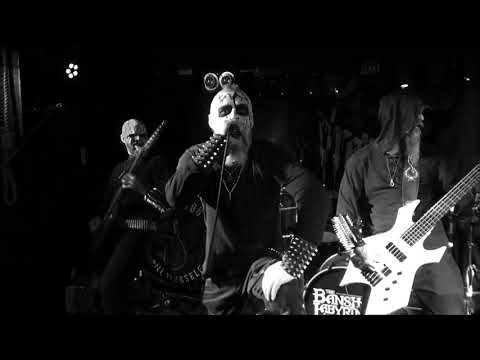 DREICH, BANSHEE LABYRINTH, EDINBURGH, NOVEMBER 2025, 'COLD'