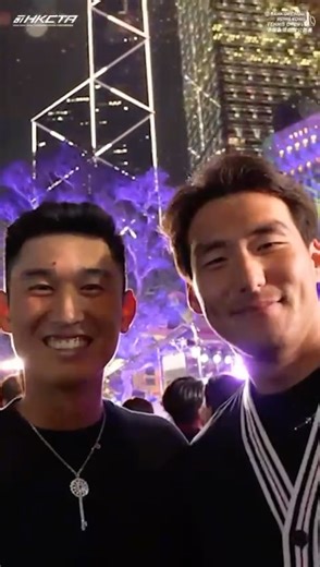 Bank of China Hong Kong Tennis Open on Instagram: "✨ New Year Countdown with #BOCHKTO Players! ✨ Joining the city's New Year Countdown Show, @junchengshang05 and @yunchaokete enjoyed stunning performances and unforgettable moments. Let’s ring in the new year with excitement and cheers to an amazing year ahead at the #BOCHKTO2026 🥂! 「中銀香港網球公開賽」球手的跨年時刻🎉 商峻程和布雲朝克特一同參加了於香港市中心舉行的倒數派對，享受精彩的表演之餘，也創造了難忘的回憶。 讓我們一同迎接新一年，並為即將到來的 「中銀香港網球公開賽2026」乾杯🌟！ #HappyNewYear #BOCHKTO #中銀香港網球公開賽 #BOCHK #中銀香港 #ATP #HK