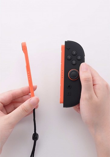 Nintendo Switch 2のJoy-Con 2ストラップの取り付け方