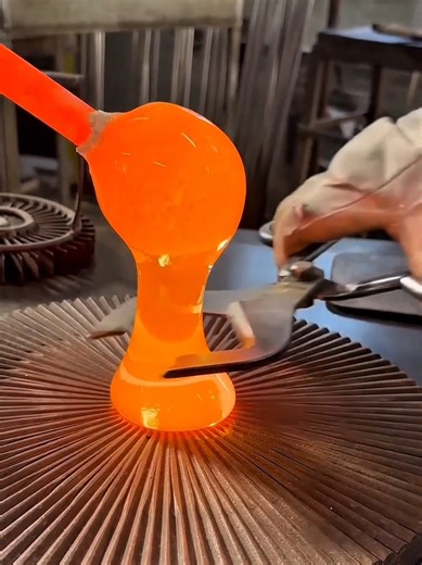 Hot Molten Glass Transformed Into Beauty Glass Blowing Art That Will Relax Your Mind #AmericanArt #glassart #glassblowingArt #fyp #foryoupage