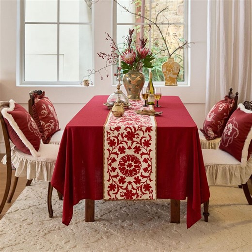 Red Embroidered Floral Table Runner, Woolen Texture, Elegant Winter Table Decor - Etsy Australia