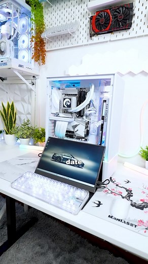 Leonard Sylasani on Instagram: "If your windows is not activated yet, check out the link on my bio and get 50% off using the code “LEON50”"