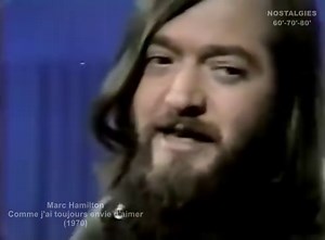 70's... "Comme j'ai toujours envie d'aimer" : un slow incontournable qui propulsa Marc Hamilton en tête des hit-parades durant plusieurs semaines consécutives... Traduite en une quinzaine de langues étrangères, cette chanson avait également été réenregistrée en français par Jean-François Michaël et avait à nouveau connu le succès. C'était en 1970... #MarcHamilton | Nostalgies 60'-70'-80'