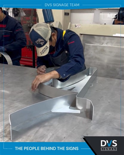 THE PEOPLE BEHIND THE SIGNS Great signage does not happen by chance....