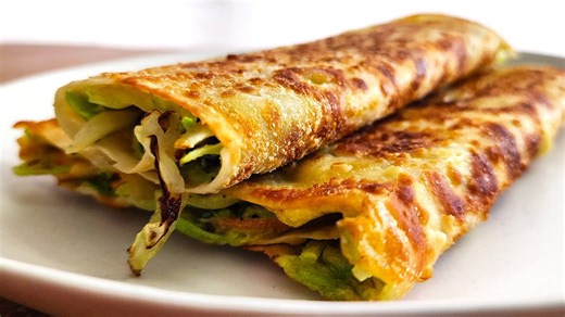 Crispy egg roll crepes (Chinese breakfast hack!)