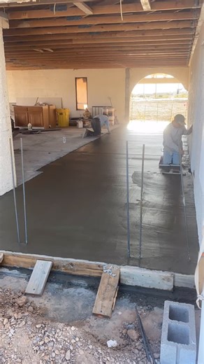 Concrete Services Maricopa county 📍 on Instagram: "Burned it up 🔥🔥. #construction #arizona #concrete #viral #fyp"