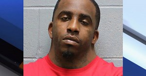 Florida man with viral mugshot arrested again