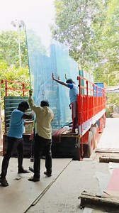 3.5K reactions · 234 shares | Glass Unloading 﫣 #LOAD #normal #glass #12mm #safety Sruthi Aarav Abdul Gafoor | Sasindran M | Facebook