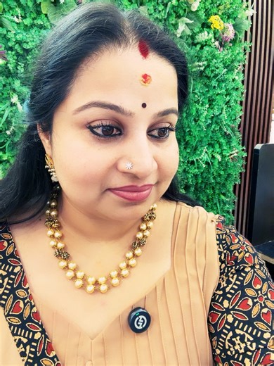 5.5K views · 22 reactions | DOUBLE LAYER PEARL ANTIQUE NECKLACE #christmastime #pearljewelry #beadedjewelry | Vashyaa Designs | Facebook