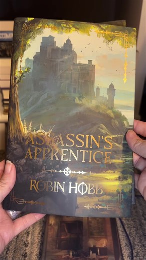 Exploring Robin Hobb's Farseer Trilogy with Illumicrate