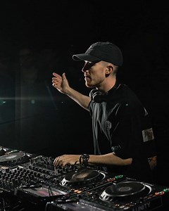 31K views · 395 reactions | Massano's 'Telepathic'  On Repeat. The response to this EP has matched the energy that they bring in Massano's sets. Anyone else got it on repeat? Listen → drumcode.ffm.to/dc302 #Drumcode4Life | Drumcode | Facebook