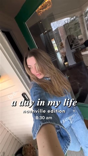 McKenzie Mitchell on Instagram: "a week well lived 💭 a look into my Friday at some of my favorite places with some of my favorite people @speakeasyaesthetics @speakeasy.rn ✨@woogirling @janvierspage 💎@headlinebymm"