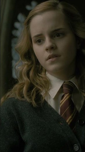 Lavender Brown feels love's keen sting #HarryPotter #LavenderBrown #RonWeasley #HermioneGranger