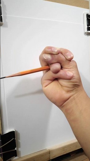 Cómo agarrar un lápiz para dibujar? #dibujo #lápiz #arte #DibujoaLápiz #artista