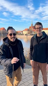 Ciao a-Mici! ❤️ A Wroclaw l’altro giorno abbiamo incontrato Giuseppe, un a-Micio dei social che, con la sua compagna, vive qui da alcuni anni! Ci fa da cicerone per il 2* tour della città 🇵🇱🙏 | StrayCats.Life