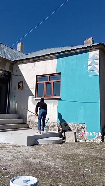 Outdoor Painting Tips for a Rustic Home